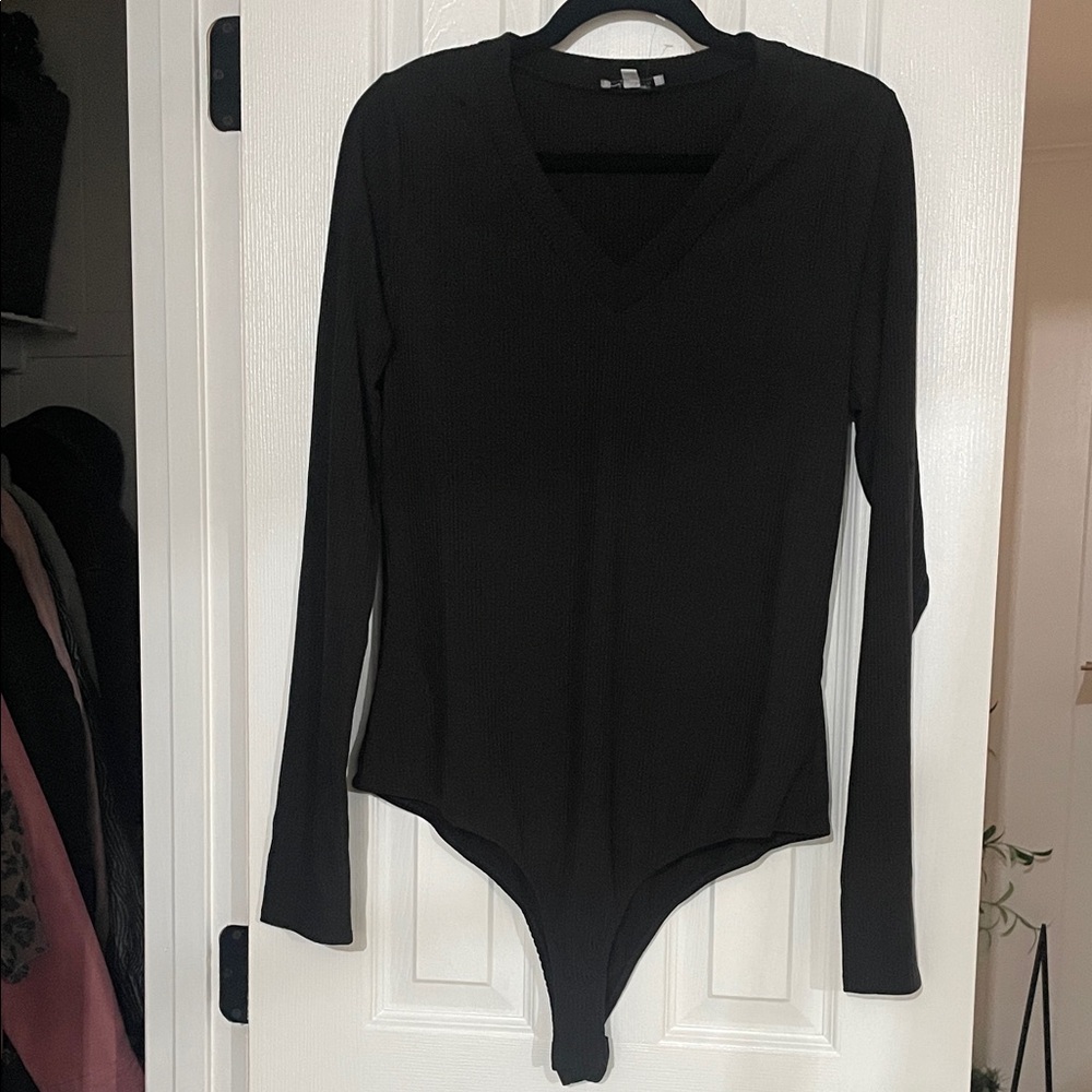 Black V-Neck Long Sleeve Bodysuit